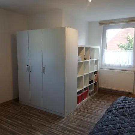 Hausis-fewo Apartment